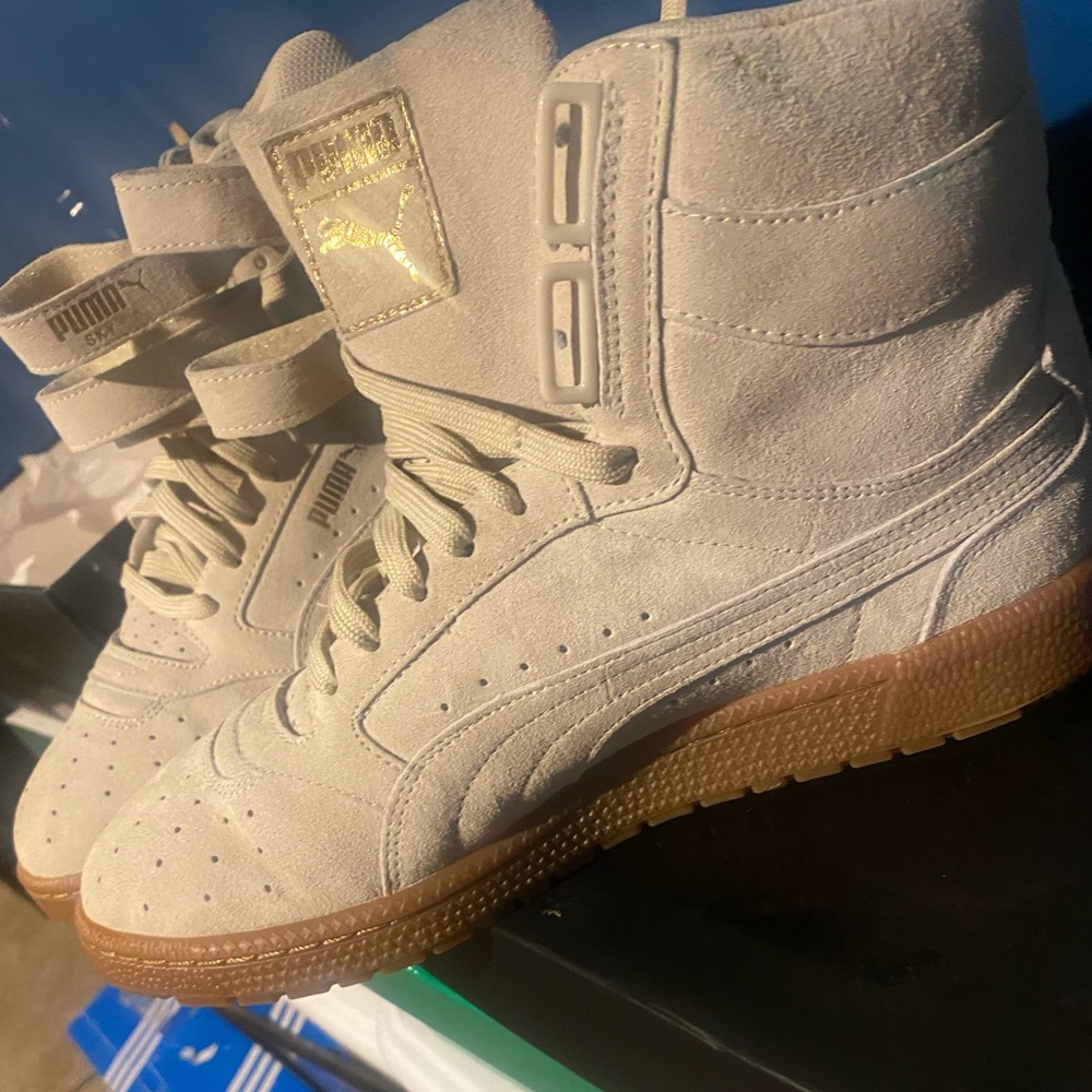 Suede high top puma sneakers